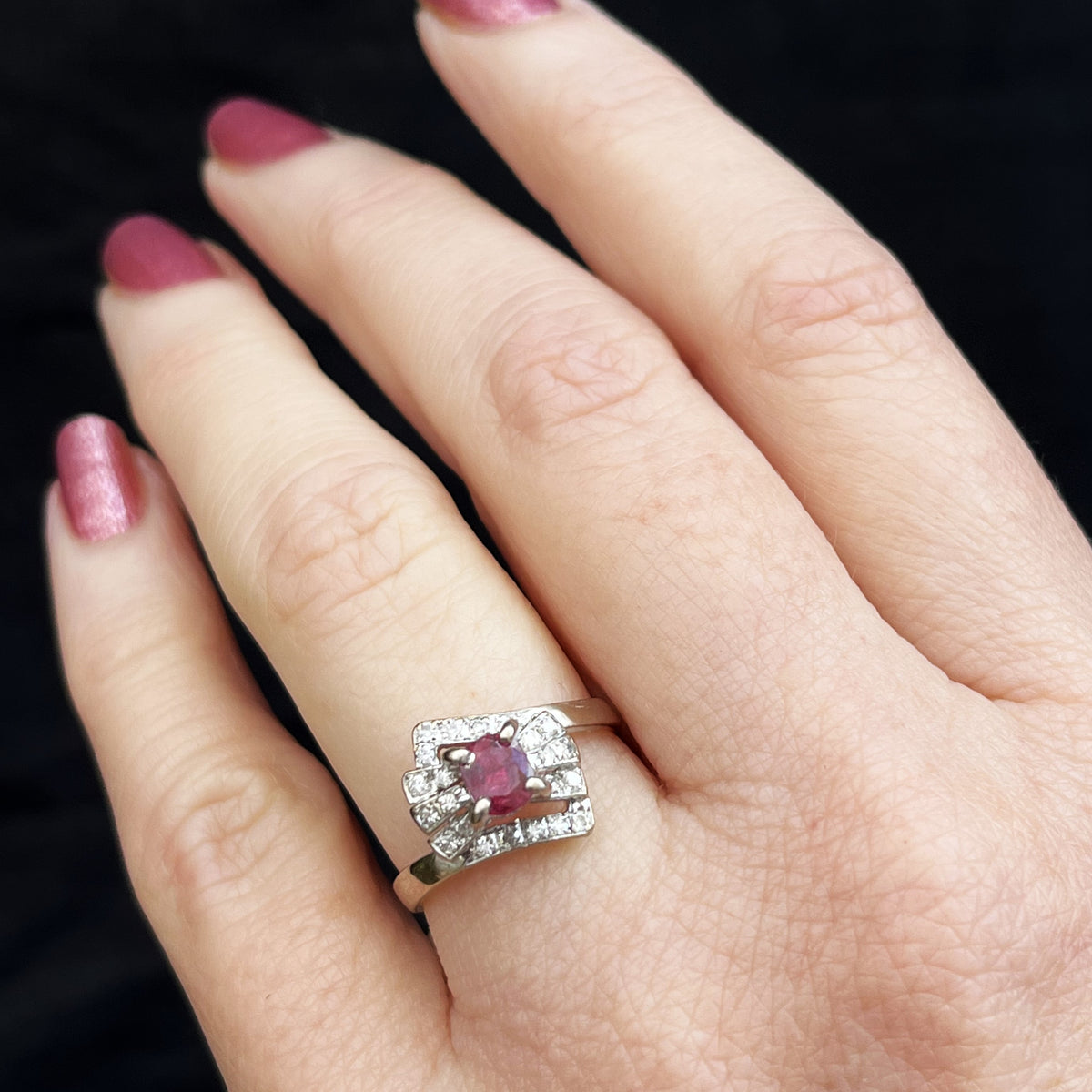 ART DECO c1920 RUBY &amp; DIAMOND RING 14ct WHITE GOLD