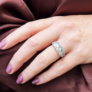 MODERN AQUAMARINE & DIAMOND RING 9ct GOLD