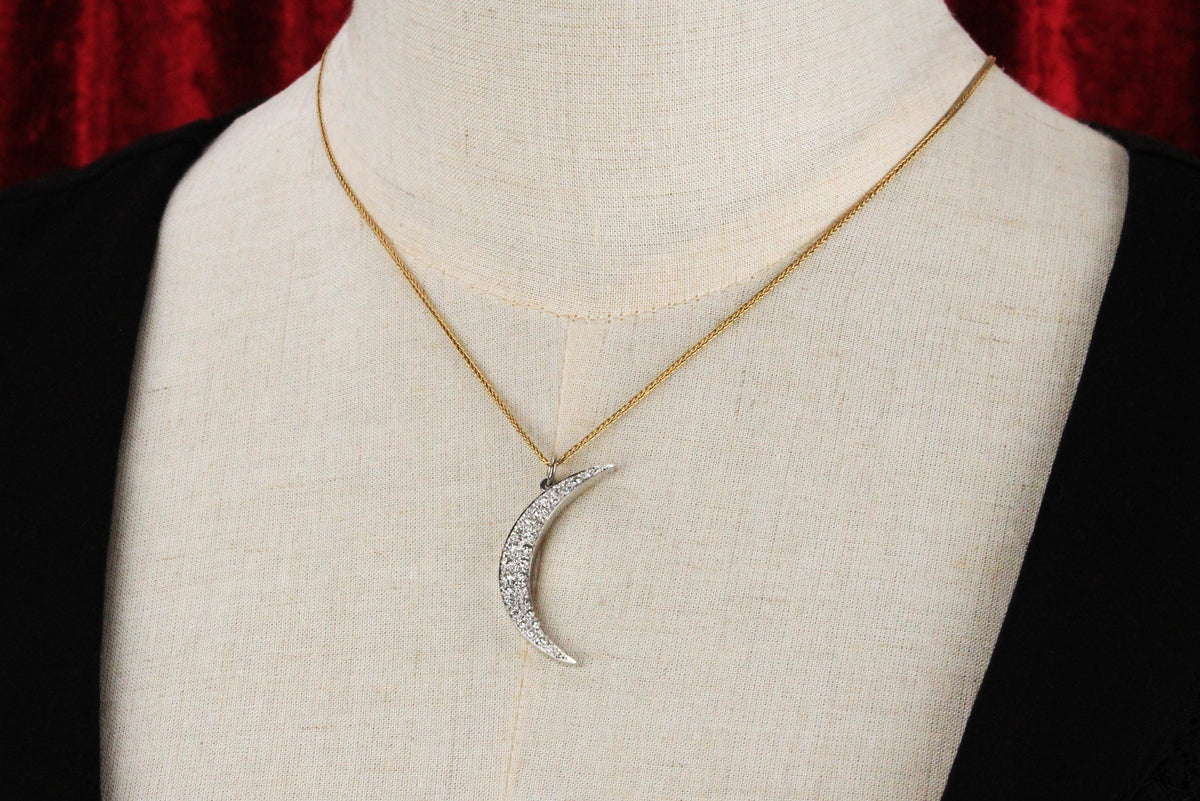 VINTAGE .69ct DIAMOND CRESCENT MOON PENDANT 9ct GOLD