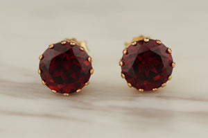 MODERN GARNET STUD EARRINGS 9ct YELLOW GOLD