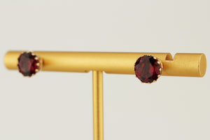 MODERN GARNET STUD EARRINGS 9ct YELLOW GOLD