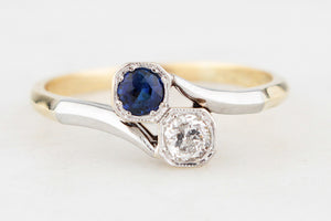 ANTIQUE SAPPHIRE & DIAMOND TOI ET MOI RING 18ct GOLD & PLATINUM