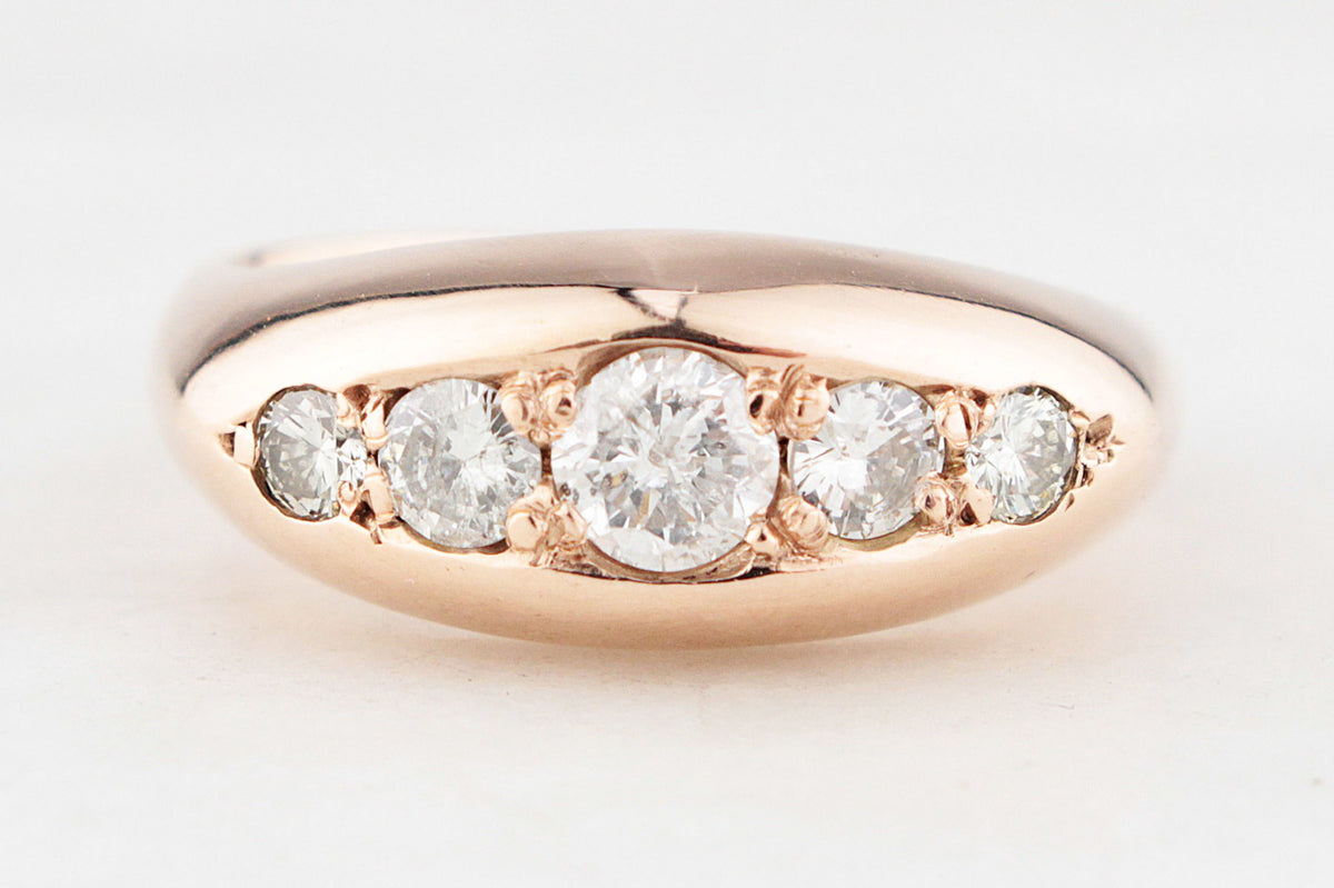 ANTIQUE .86ct FIVE STONE DIAMOND RING 18ct GOLD