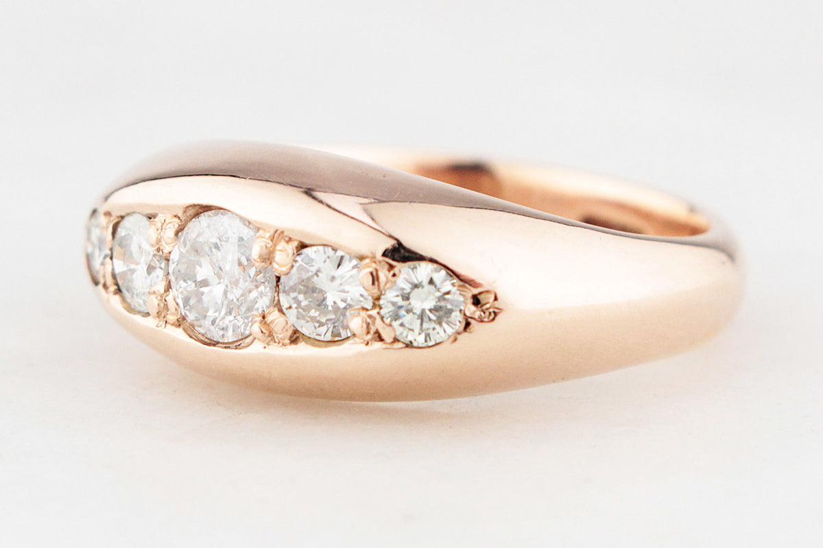 ANTIQUE .86ct FIVE STONE DIAMOND RING 18ct GOLD