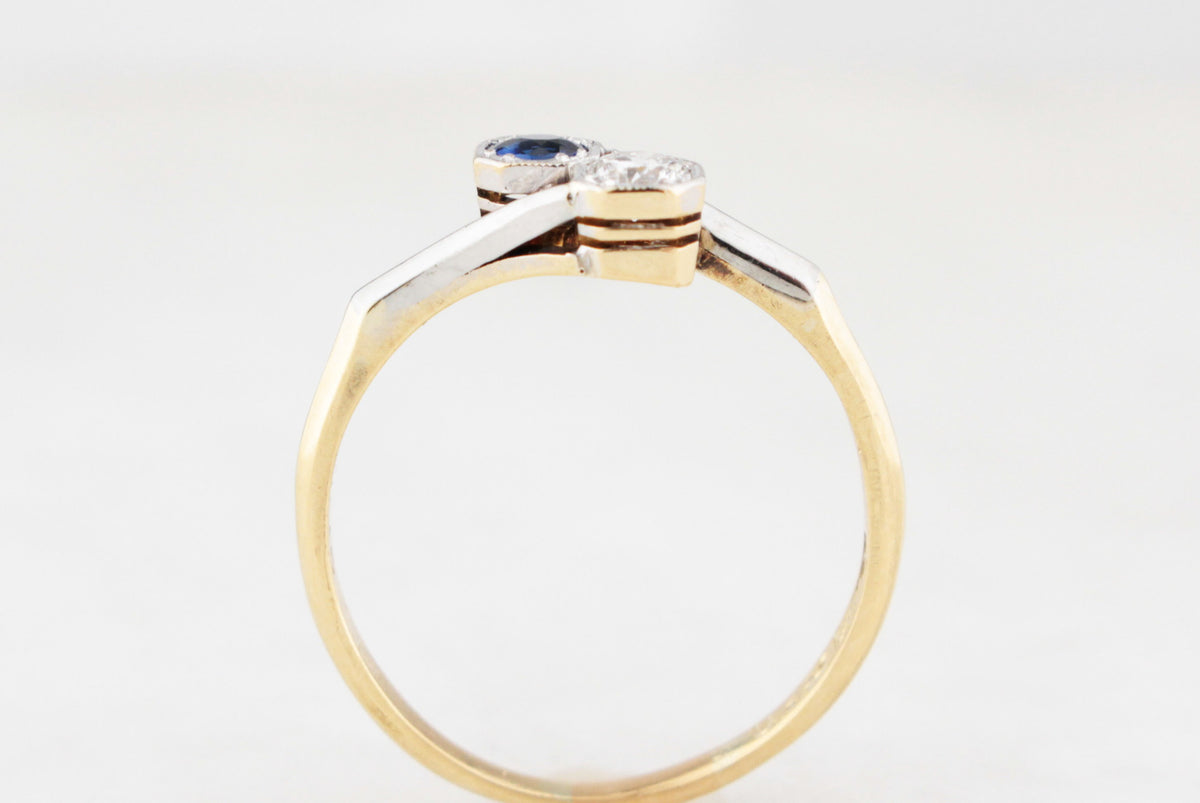 ANTIQUE SAPPHIRE &amp; DIAMOND TOI ET MOI RING 18ct GOLD &amp; PLATINUM