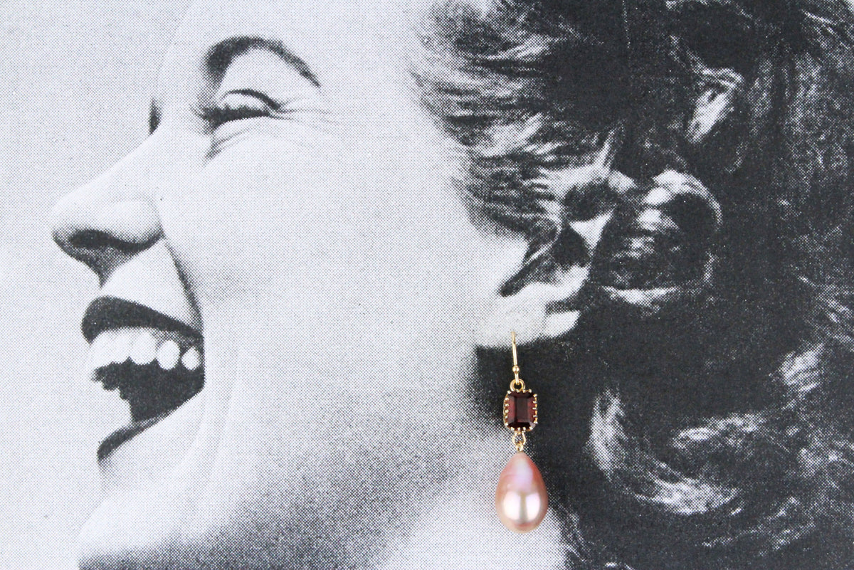 BESPOKE GARNET &amp; PINK BAROQUE PEARL EARRINGS 9ct GOLD
