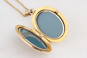 VINTAGE ENAMEL LOCKET 9ct GOLD
