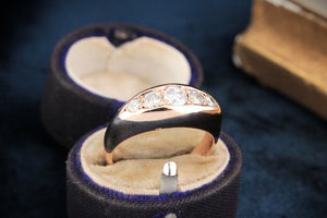 ANTIQUE .86ct FIVE STONE DIAMOND RING 18ct GOLD