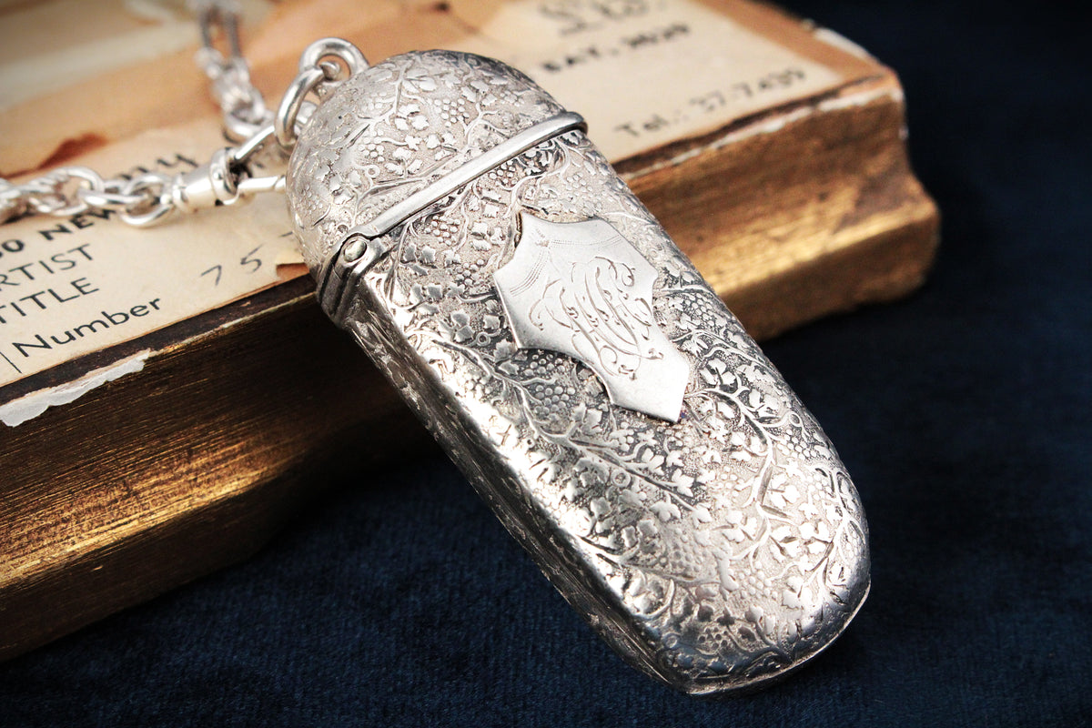 ANTIQUE VICTORIAN 1879 VESTA CASE STERLING SILVER