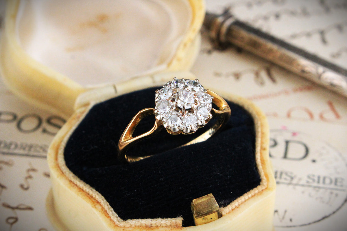 ANTIQUE .70ct DIAMOND DAISY RING 18CT GOLD &amp; PLATINUM
