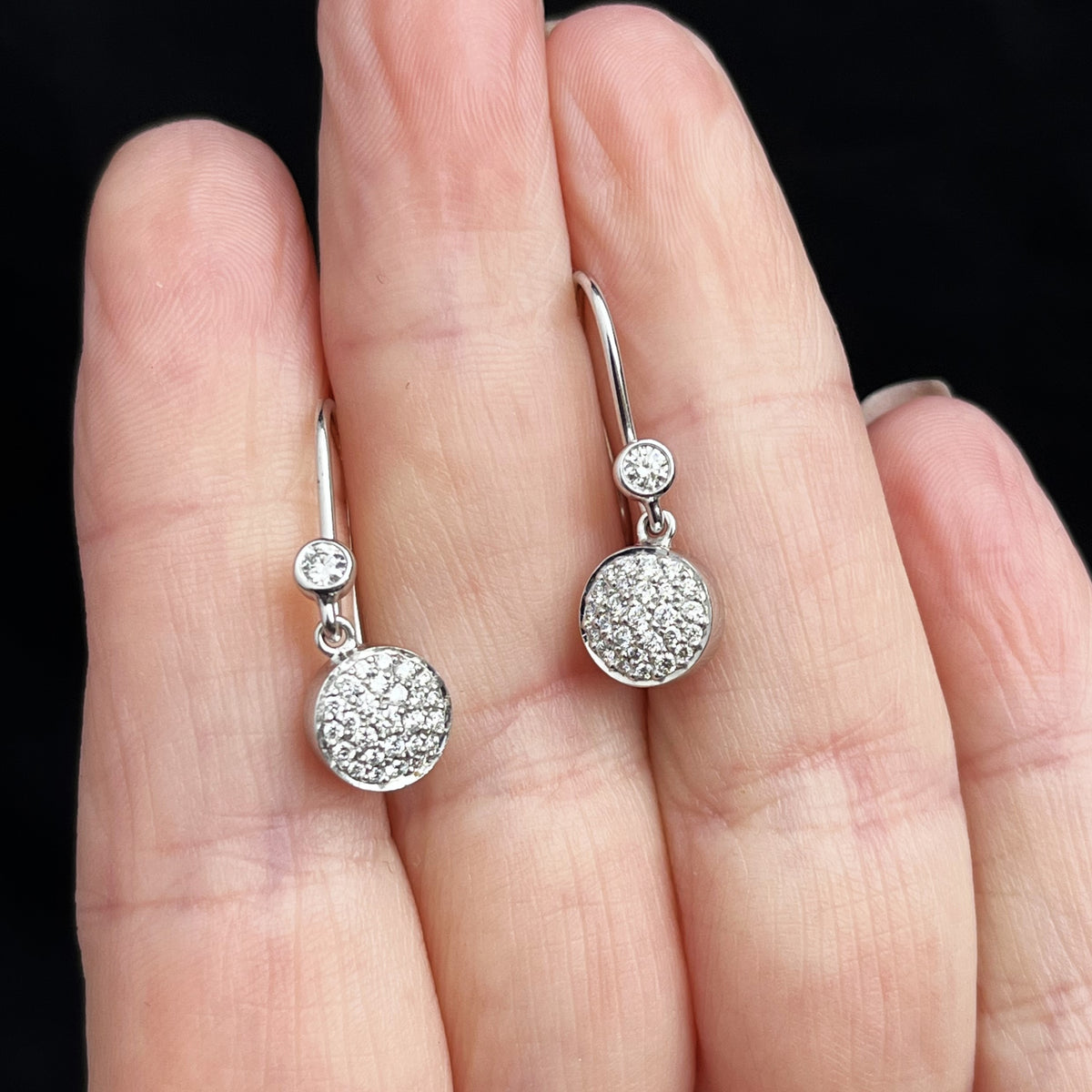 CONTEMPORARY DIAMOND CLUSTER EARRINGS 18ct GOLD