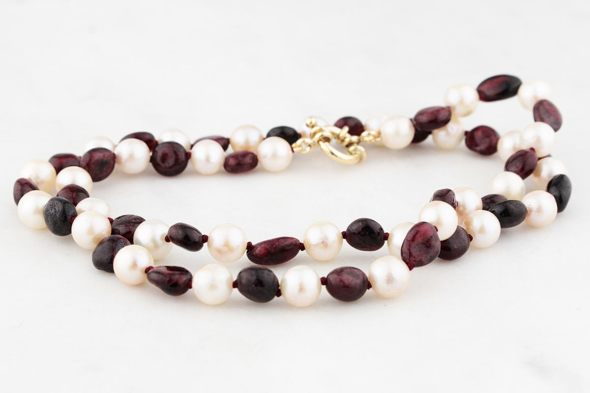 BESPOKE PEARL & GARNET NECKLACE 9ct GOLD