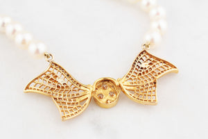 FRESHWATER PEARL & DIAMOND BOW NECKLACE 18ct GOLD