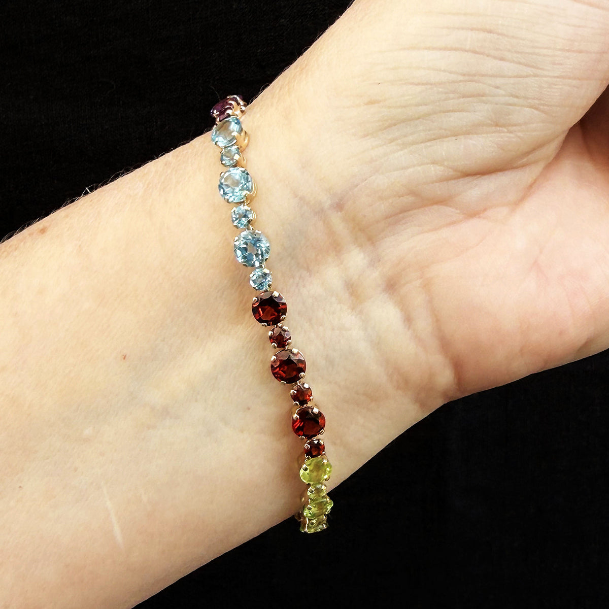 VINTAGE 11.94ct MULTI-GEM LINE BRACELET 10ct GOLD