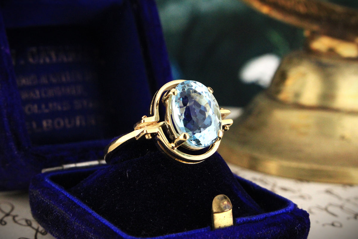 MID-CENTURY 4.1ct AQUAMARINE RING 18ct GOLD