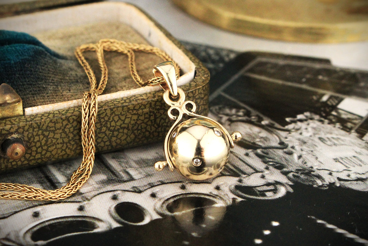 ANTIQUE EDWARDIAN DIAMOND SPINNING GLOBE PENDANT 9ct GOLD