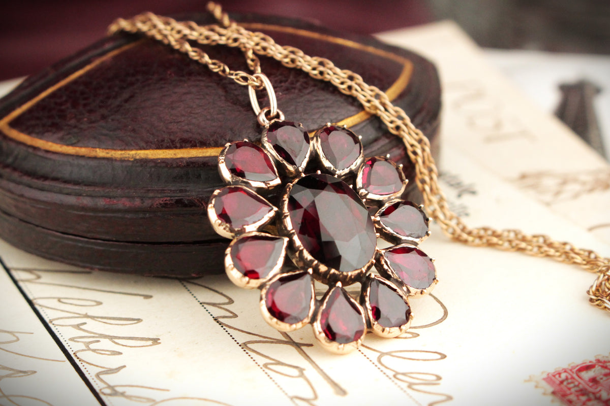 ANTIQUE VICTORIAN c1860 GARNET PENDANT 9ct ROSE GOLD