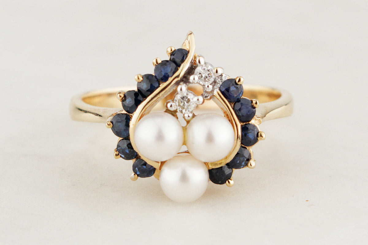 RETRO SAPPHIRE, DIAMOND &amp; PEARL RING IN 14ct GOLD