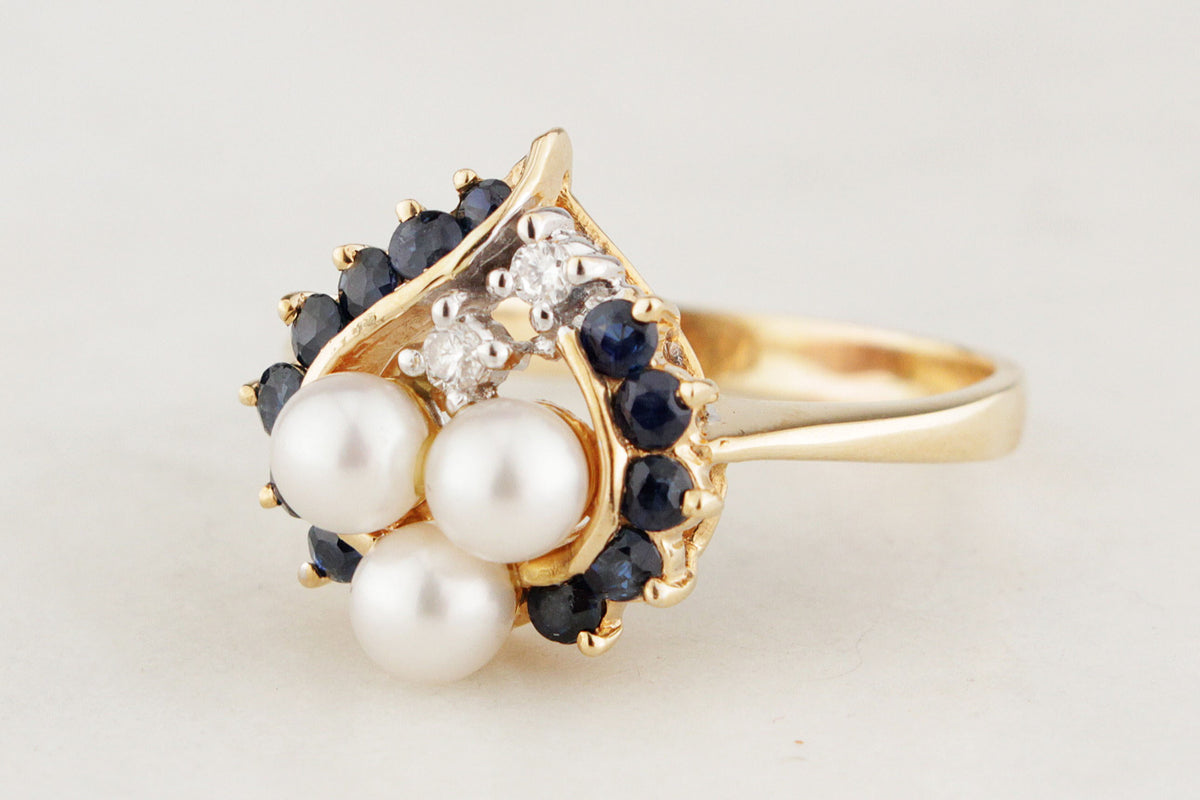 RETRO SAPPHIRE, DIAMOND &amp; PEARL RING IN 14ct GOLD