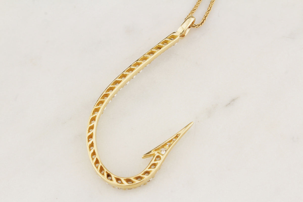 HANDCRAFTED 1.55ct DIAMOND FISHHOOK PENDANT IN 18ct GOLD