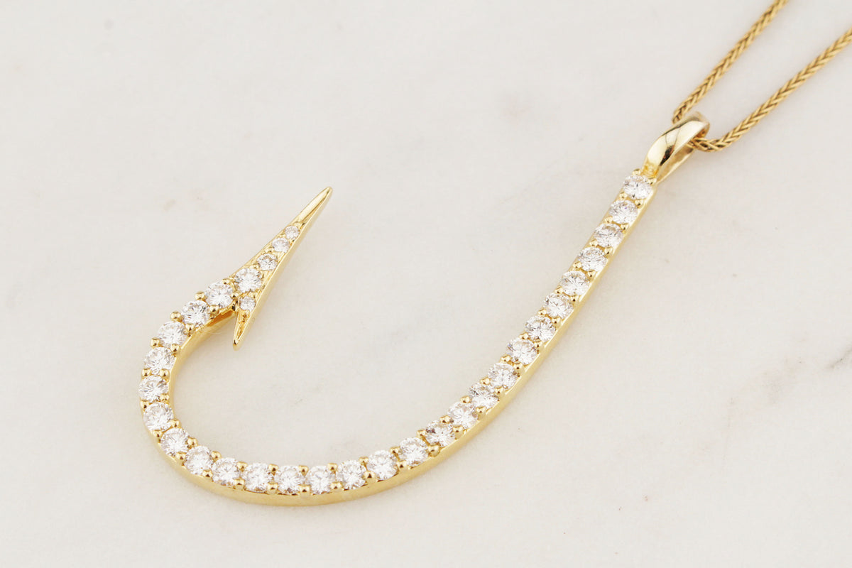 HANDCRAFTED 1.55ct DIAMOND FISHHOOK PENDANT IN 18ct GOLD