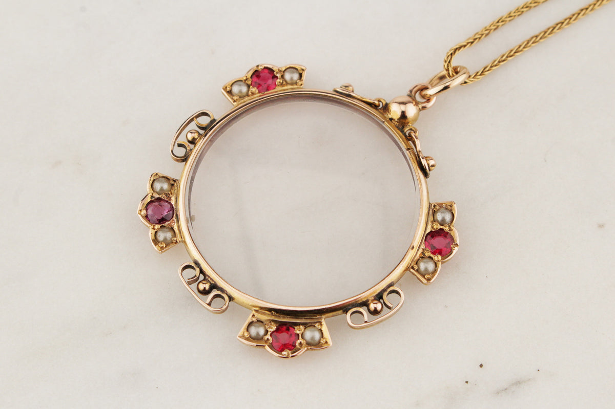 ANTIQUE EDWARDIAN RUBY &amp; SEED PEARL GLASS LOCKET IN 9ct GOLD