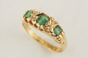 ANTIQUE EDWARDIAN 1904 EMERALD & DIAMOND RING 18ct YELLOW GOLD
