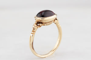 VICTORIAN STYLE PYROPE GARNET RING 9ct GOLD