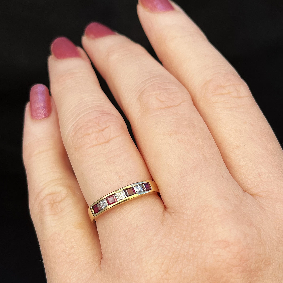 VINTAGE ESTATE RUBY &amp; DIAMOND RING 18ct GOLD