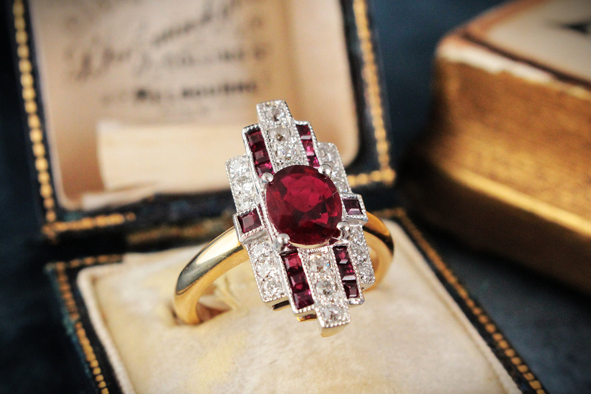 ART DECO PIGEON BLOOD RUBY & DIAMOND RING 18ct GOLD