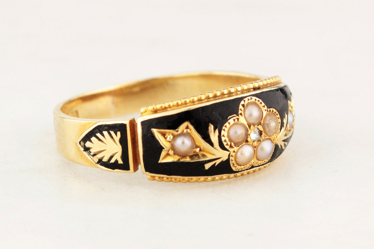 EDWARDIAN 1904 DIAMOND &amp; SEED PEARL MOURNING RING 15ct GOLD