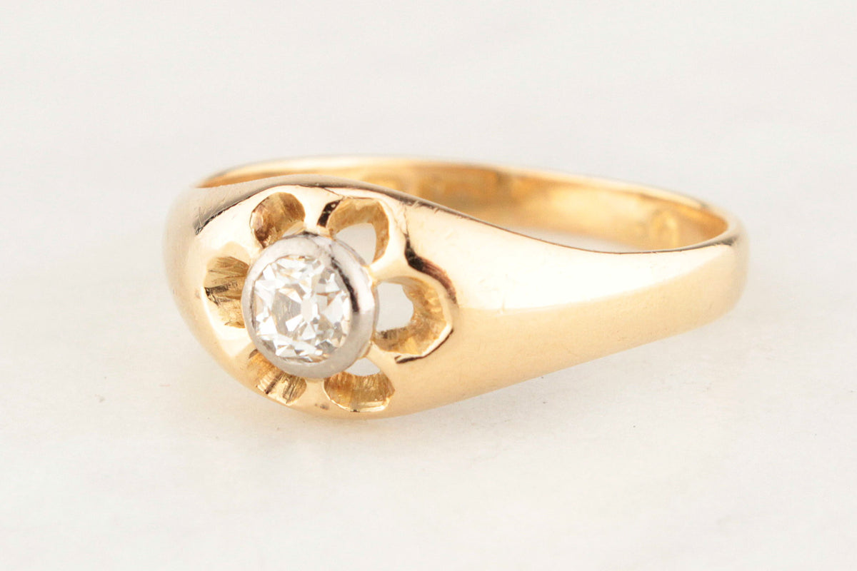 ANTIQUE EDWARDIAN .28ct DIAMOND FLOWER RING 18ct GOLD