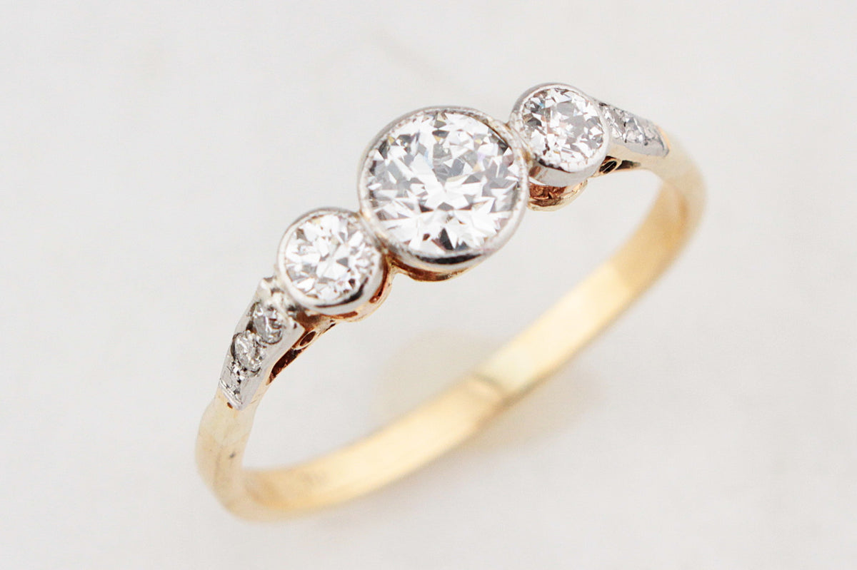 ANTIQUE EDWARDIAN c1910 DIAMOND TRILOGY RING 18ct GOLD