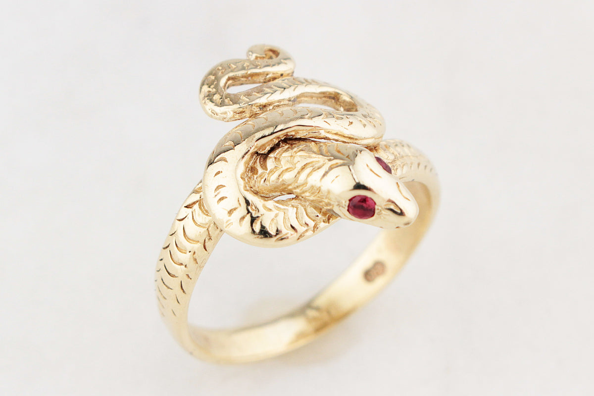 VINTAGE RUBY SERPENT RING 9ct GOLD