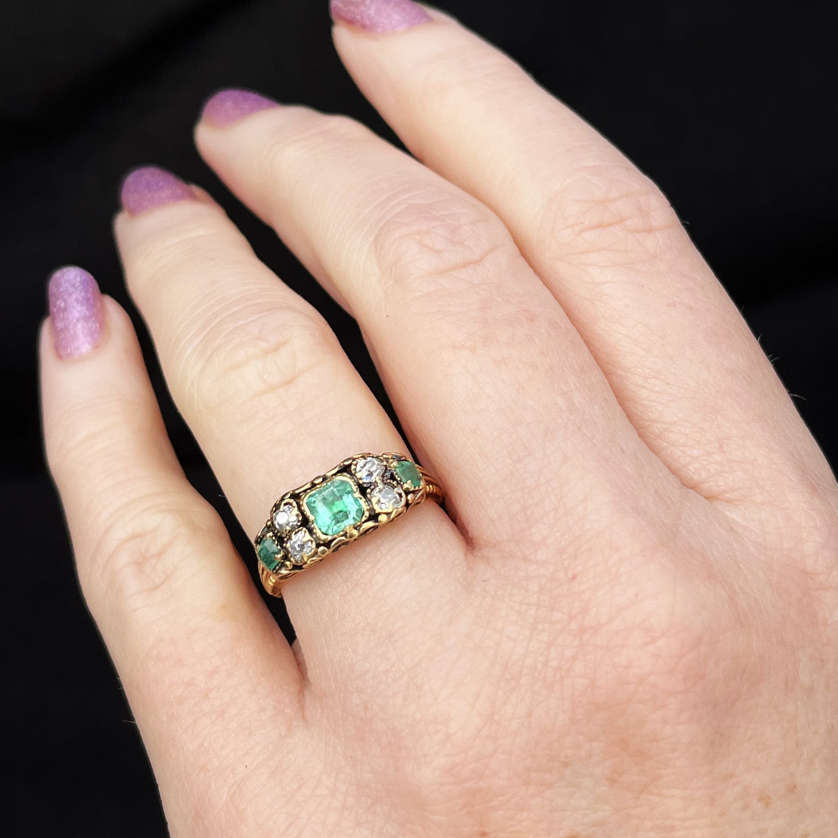 ANTIQUE GEORGIAN c1830 EMERALD &amp; DIAMOND RING 22ct GOLD