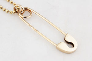 MID-CENTURY 1976 SAFETY PIN PENDANT/EXTENDER 9ct GOLD