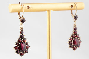 VINTAGE RHODOLITE GARNET EARRINGS 9ct GOLD