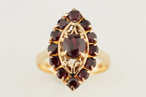 RETRO c1970 ITALIAN GARNET CLUSTER RING 18ct YELLOW GOLD