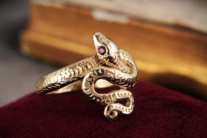 VINTAGE RUBY SERPENT RING 9ct GOLD