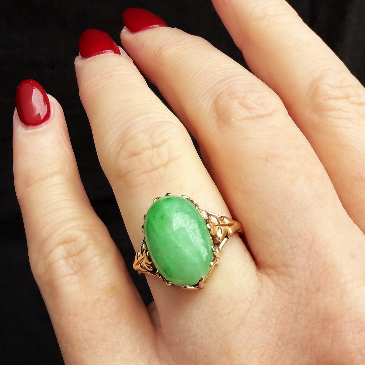 VINTAGE c1940’s JADE RING 14ct GOLD