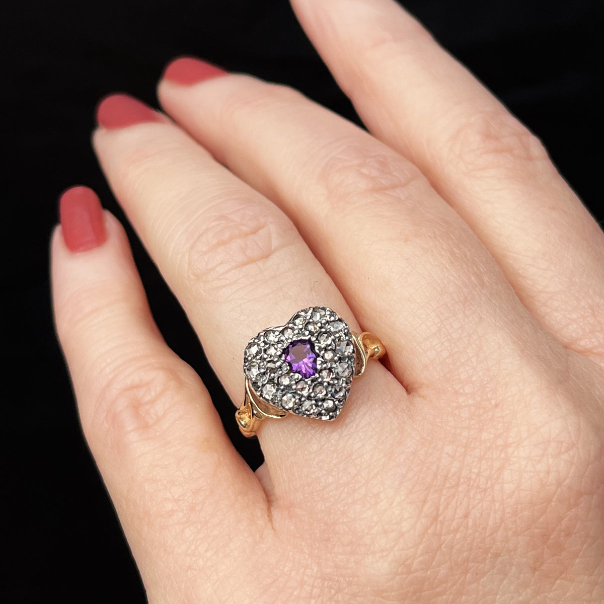 ANTIQUE STYLE AMETHYST &amp; DIAMOND RING 9ct GOLD