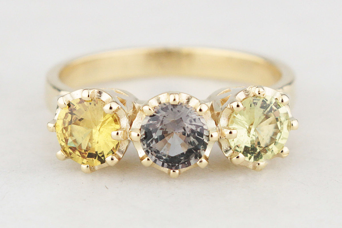 BESPOKE SAPPHIRE TRILOGY RING 14ct GOLD
