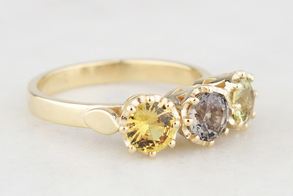 BESPOKE SAPPHIRE TRILOGY RING 14ct GOLD