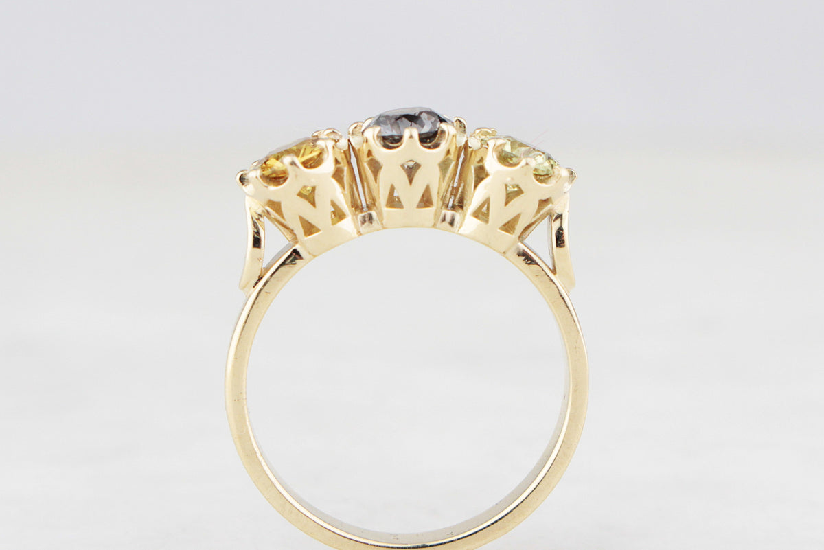 BESPOKE SAPPHIRE TRILOGY RING 14ct GOLD