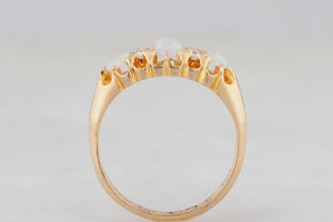 ANTIQUE EDWARDIAN 1911 OPAL & DIAMOND RING 18ct GOLD