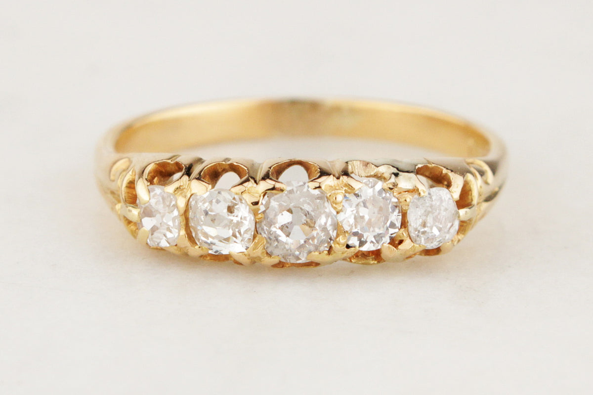 ANTIQUE FIVE STONE .45ct DIAMOND RING 18ct GOLD