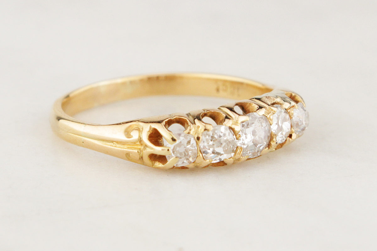 ANTIQUE FIVE STONE .45ct DIAMOND RING 18ct GOLD