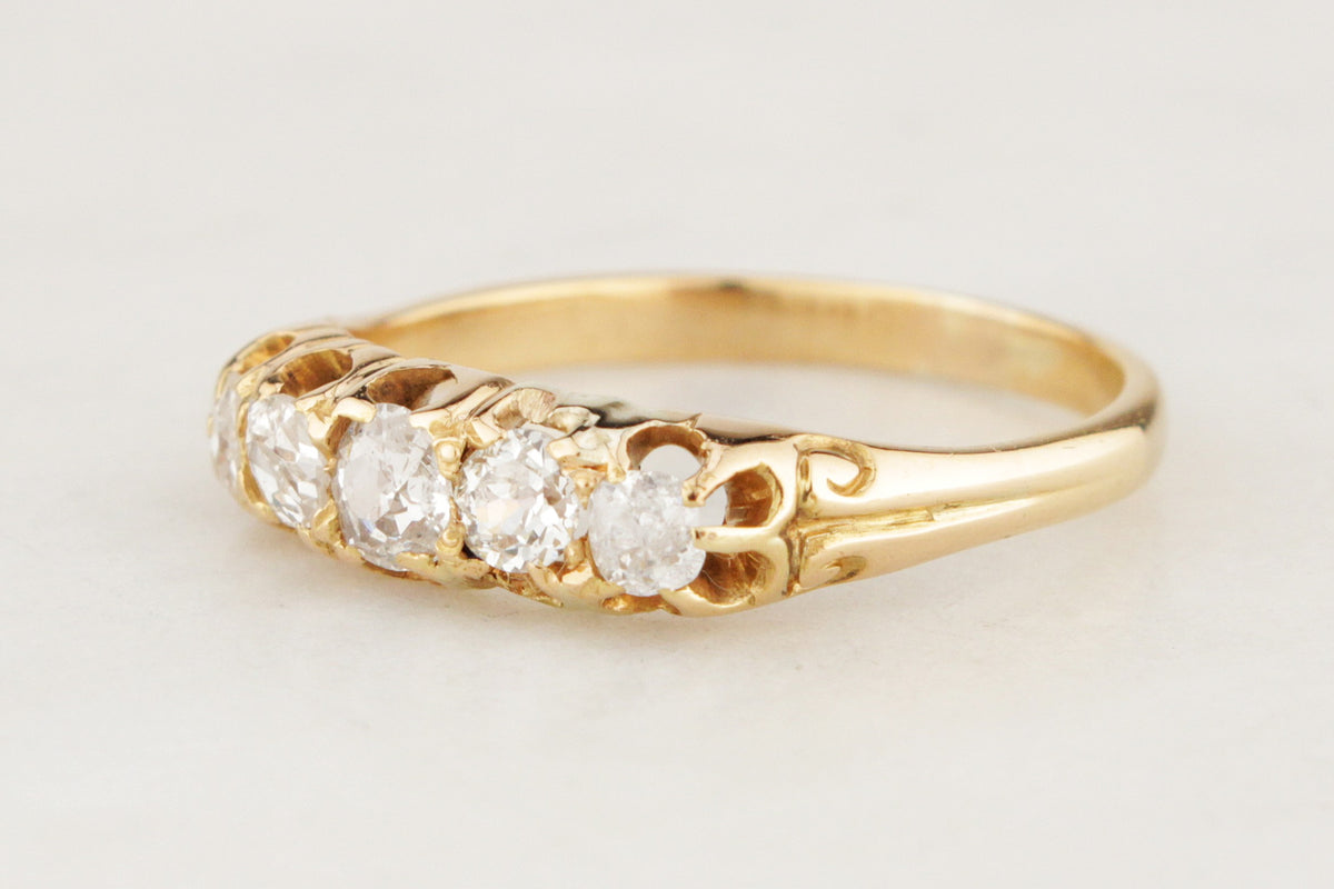 ANTIQUE FIVE STONE .45ct DIAMOND RING 18ct GOLD