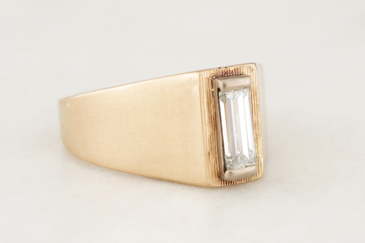 RETRO c1970 BAGUETTE CUT DIAMOND RING 9ct GOLD