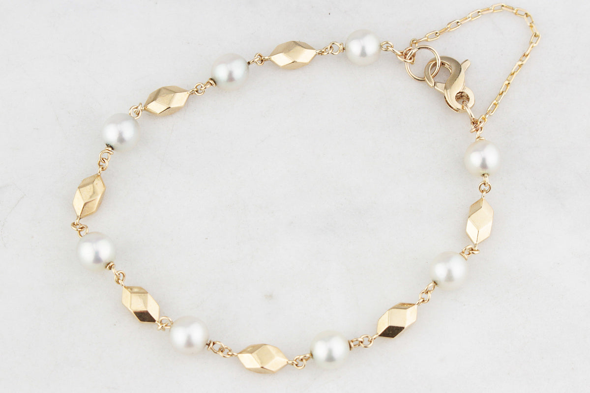 VINTAGE AKOYA PEARL BRACELET 9ct GOLD
